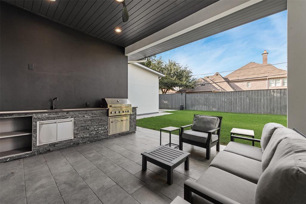 6411 Royal Lane Property Photo 34