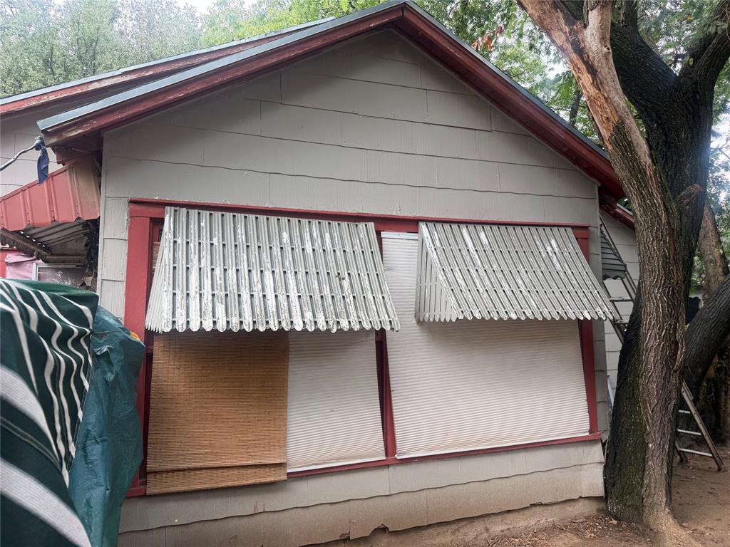 608 E Wichita Street Property Photo 4