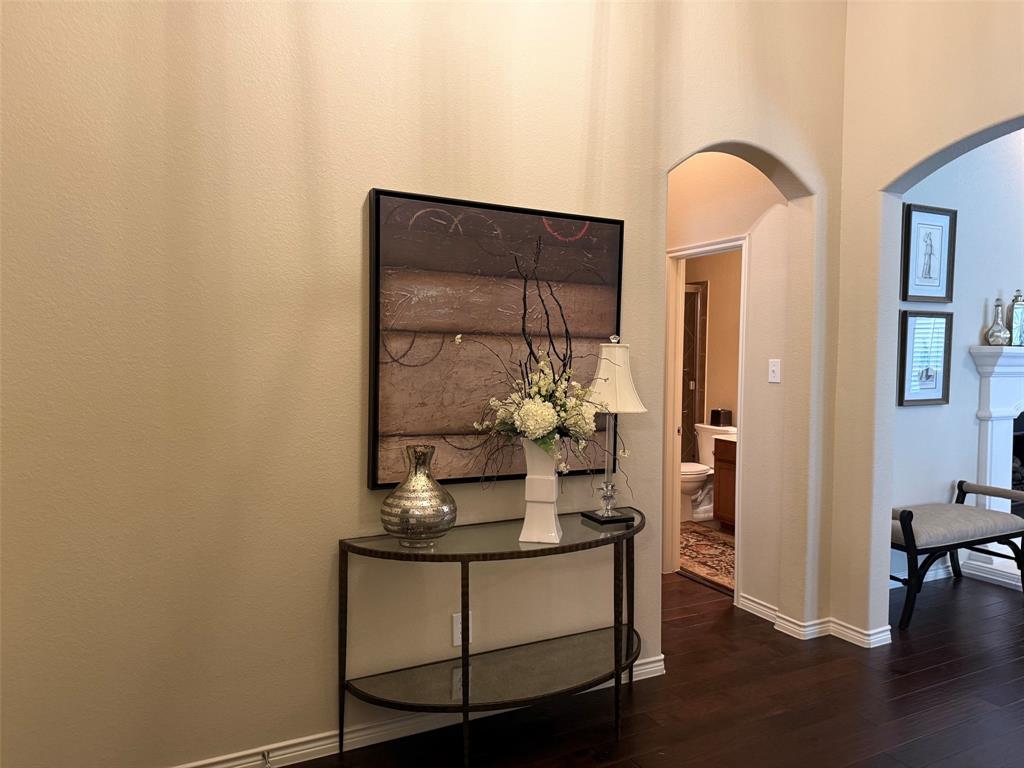 9724 Bell Rock Road Property Photo 3