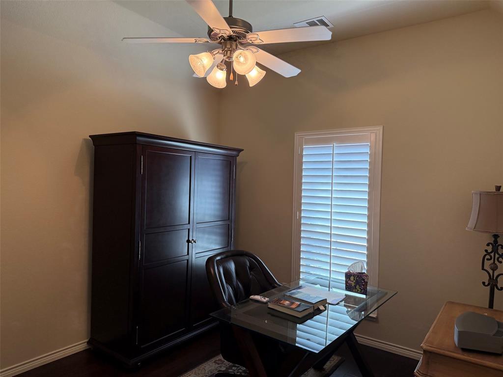 9724 Bell Rock Road Property Photo 22
