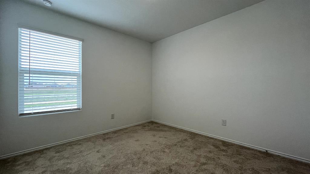 303 Ashbrook Way Property Photo 12