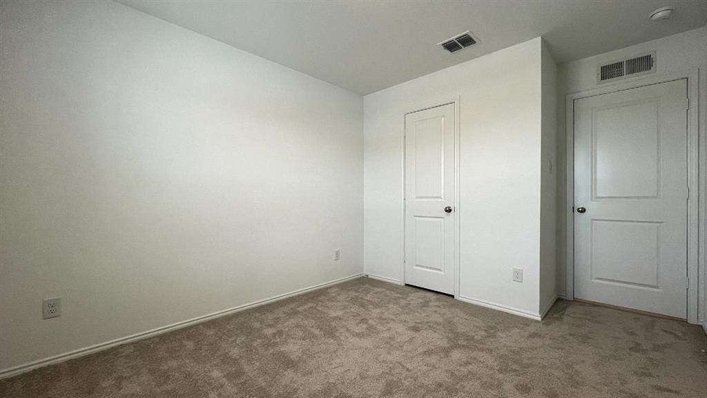 303 Ashbrook Way Property Photo 16