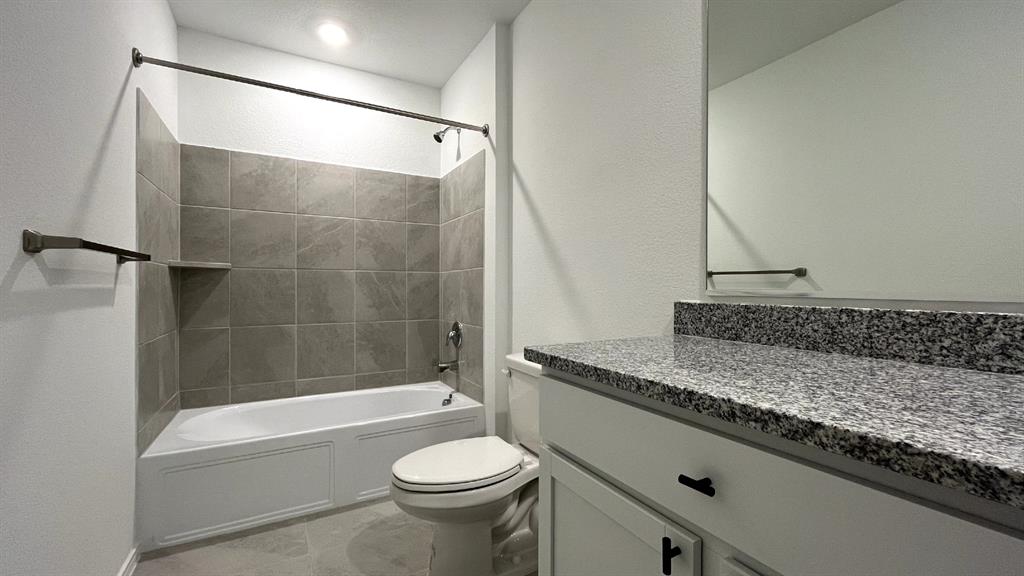 303 Ashbrook Way Property Photo 21