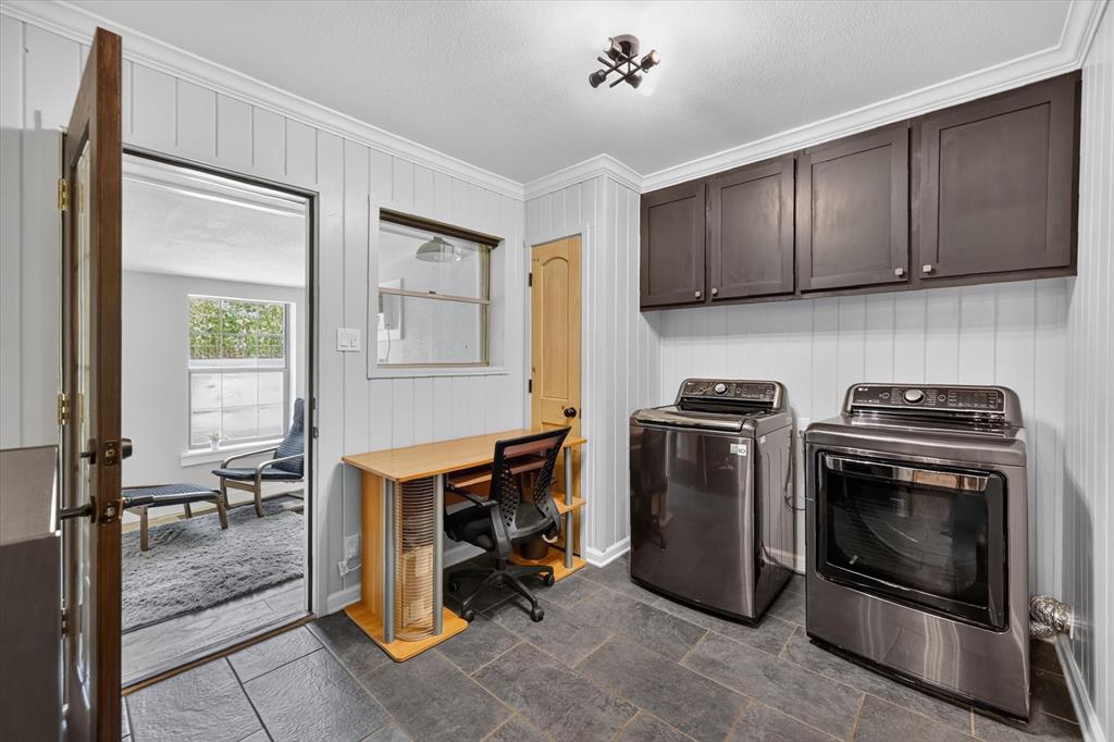 507 W South Street Property Photo 19