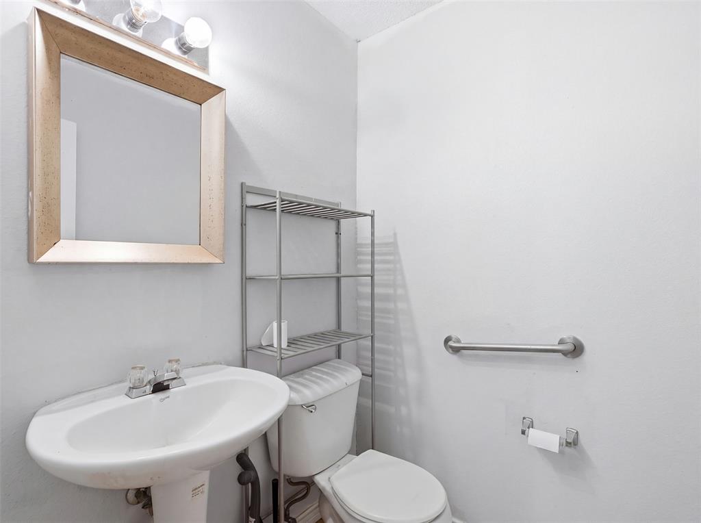 2937 Jamestown Drive Property Photo 19