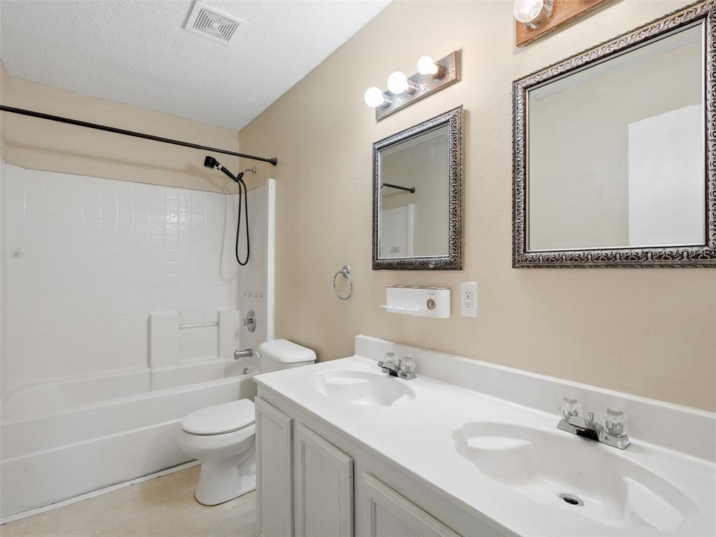 2937 Jamestown Drive Property Photo 29