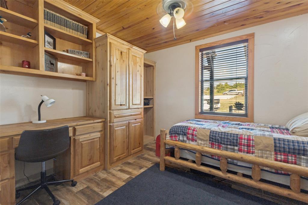 9752 County Road 341 Property Photo 23