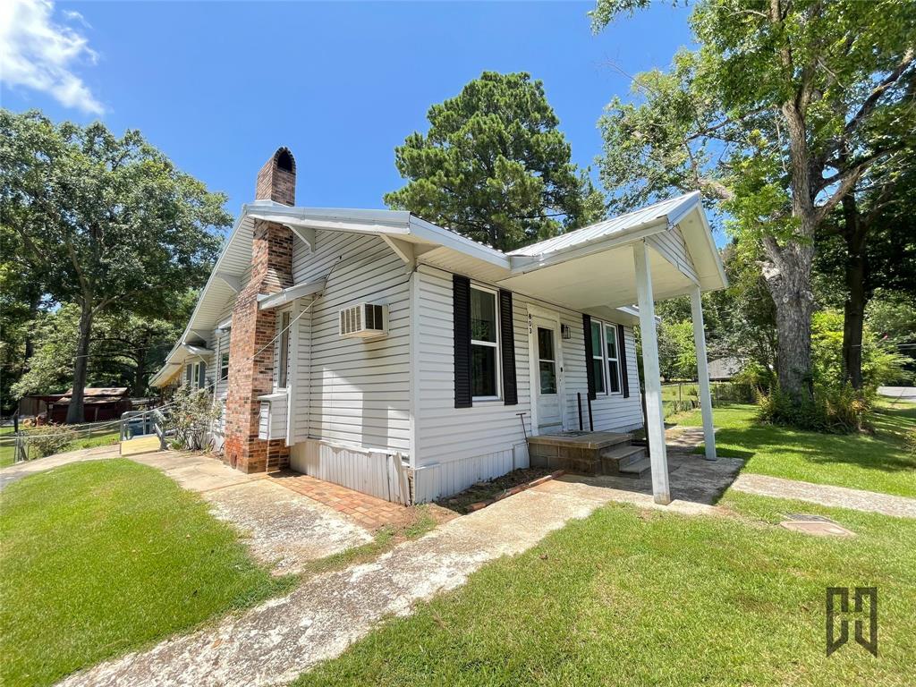 803 Zimmerman Street Property Photo 1