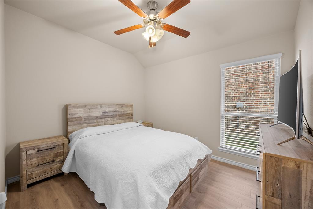 912 Gray Fox Drive Property Photo 16