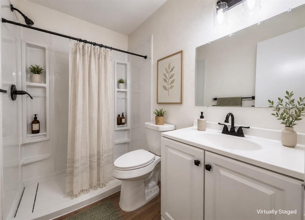 126 Post Oak Bend Property Photo 8