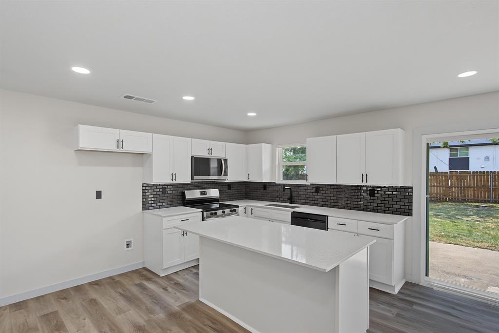 1101 Fouts Drive Property Photo 11
