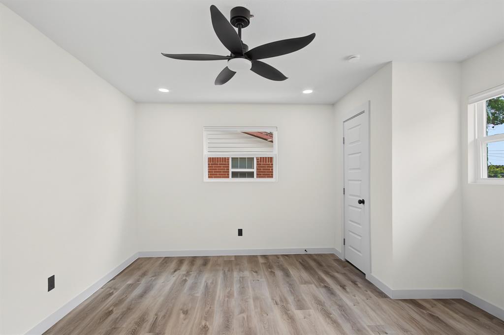 1101 Fouts Drive Property Photo 27