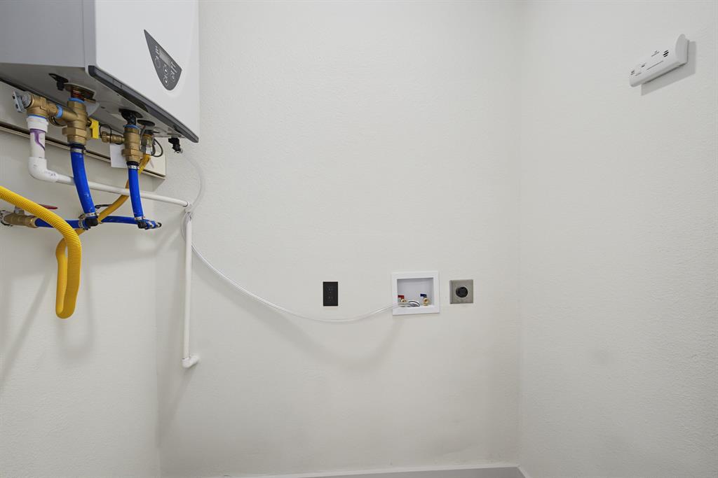1101 Fouts Drive Property Photo 32