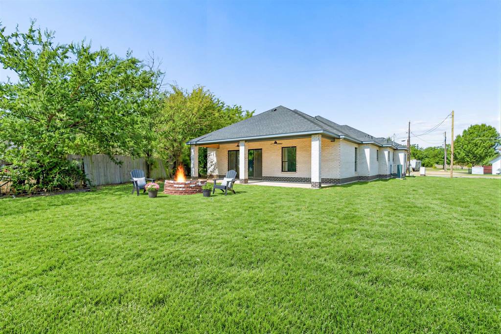 126 Port O Call Court Property Photo 35