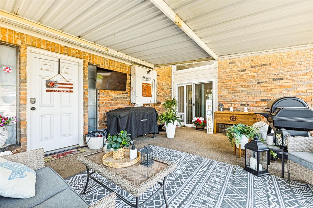 204 N W A Allen Boulevard Property Photo 23