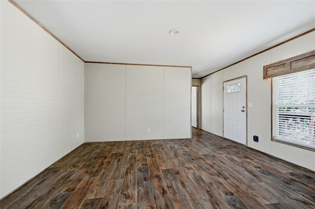 22 1601 E Fm 1417 Property Photo 9