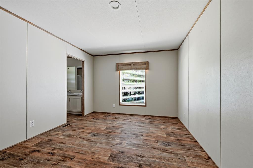 22 1601 E Fm 1417 Property Photo 16