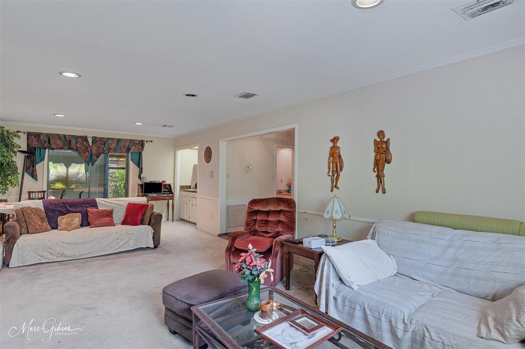 5651 Mirador Circle Property Photo 6