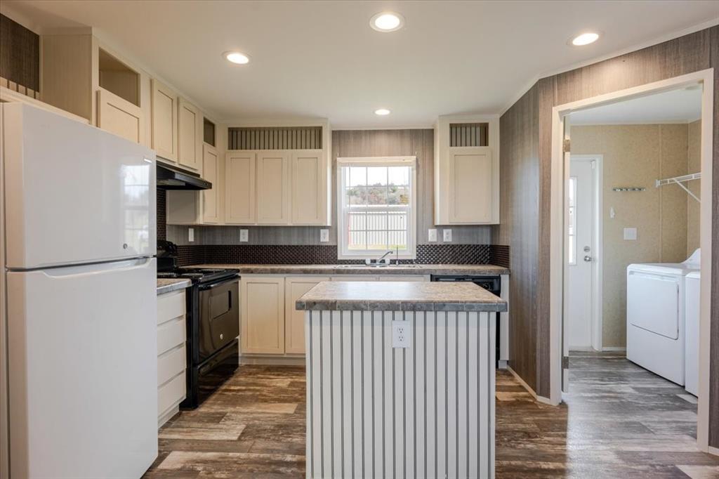 126 Starry Sky Court Property Photo 6