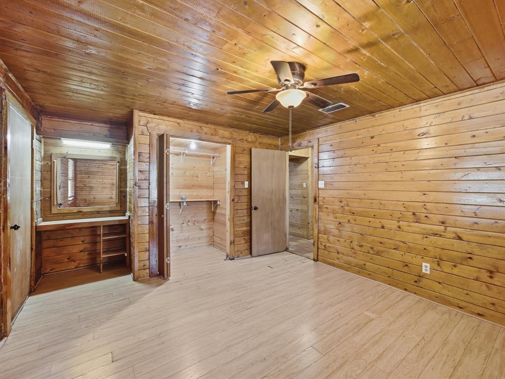12116 E Fm 174 Property Photo 20