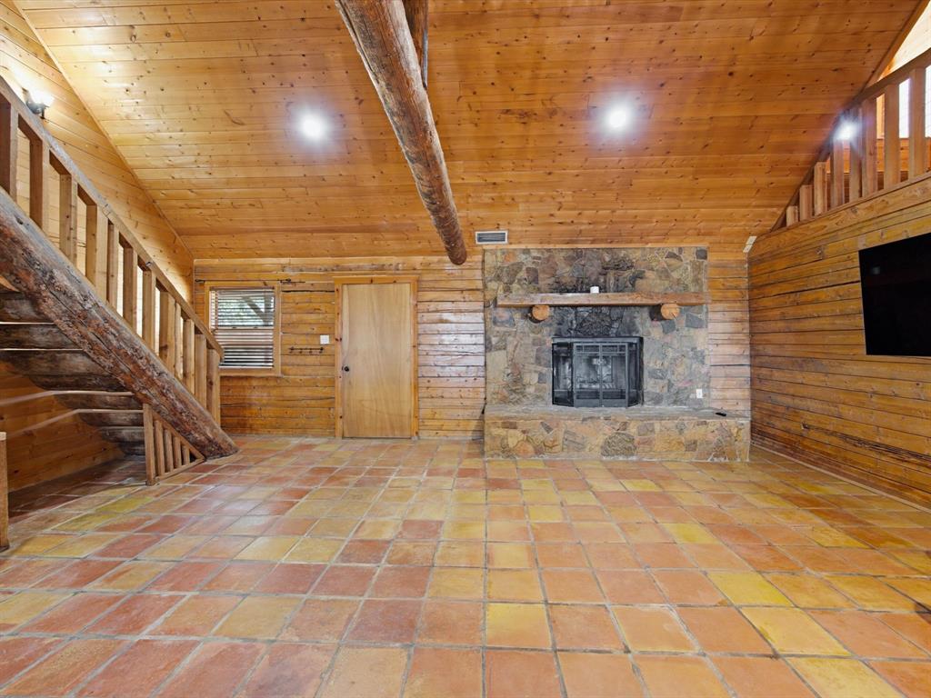12116 E Fm 174 Property Photo 26