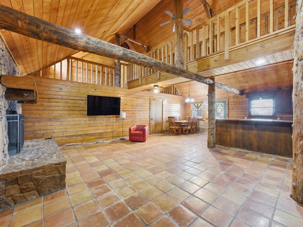 12116 E Fm 174 Property Photo 31