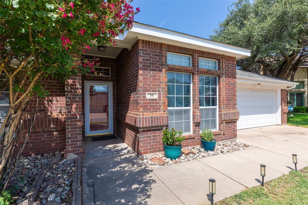 16 High Life Circle Property Photo 2