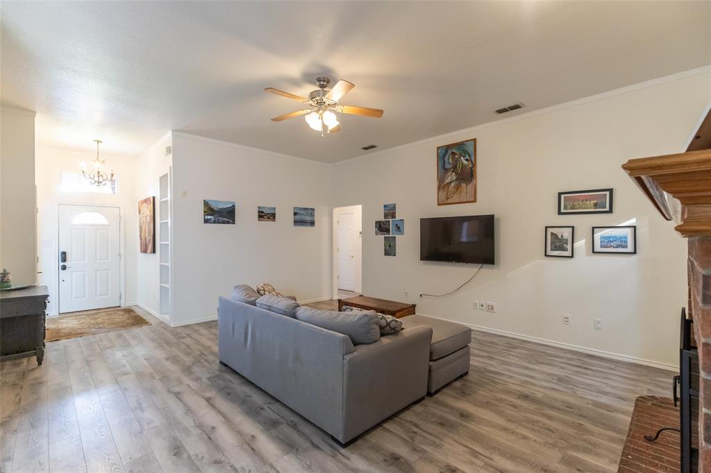 16 High Life Circle Property Photo 4