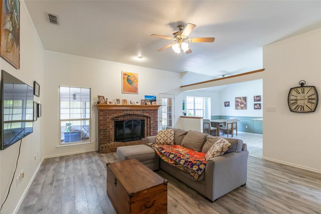 16 High Life Circle Property Photo 5