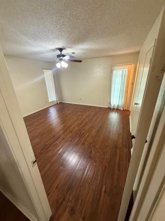 937 Ricketts Street Property Photo 4