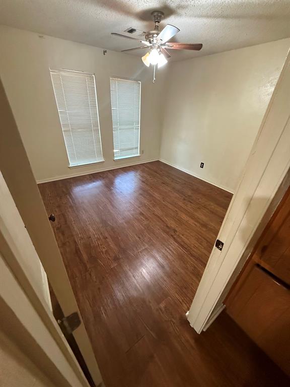 937 Ricketts Street Property Photo 5