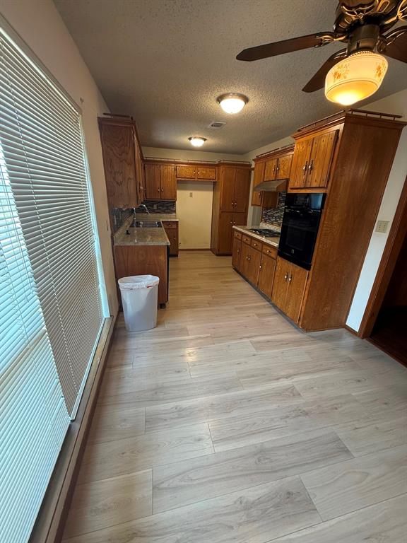 937 Ricketts Street Property Photo 16