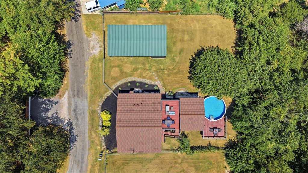 125 Erin Drive Property Photo 11