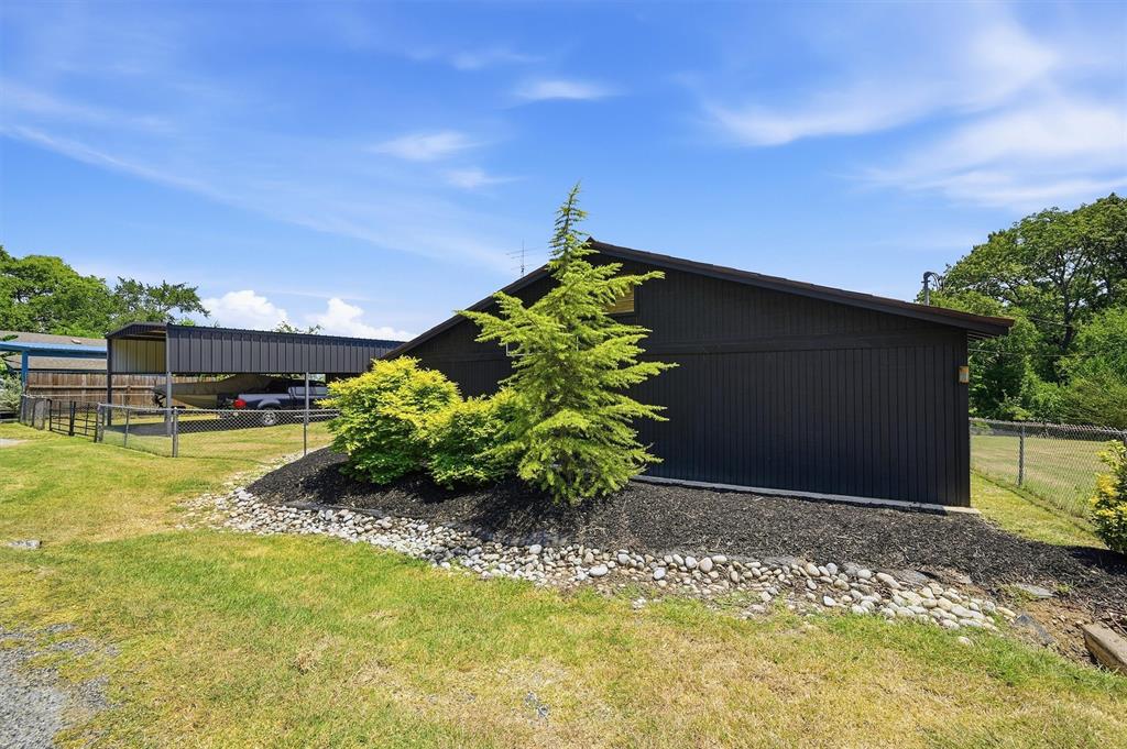 125 Erin Drive Property Photo 13