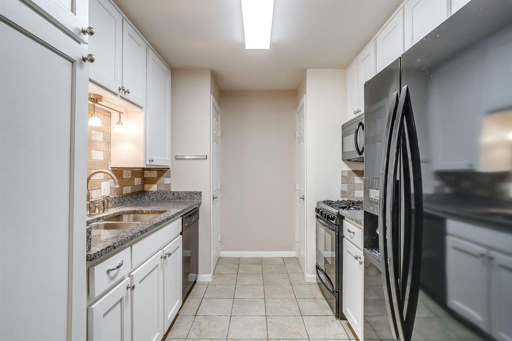 4713 Kilpatrick Avenue Property Photo 11