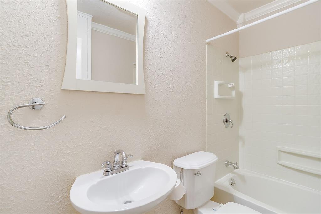 4713 Kilpatrick Avenue Property Photo 12