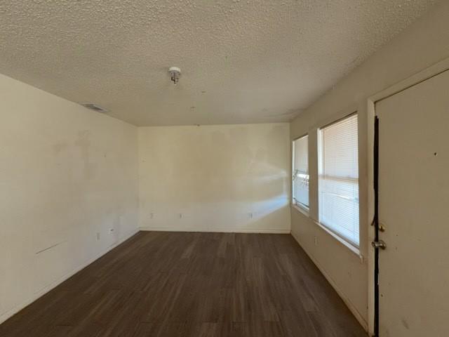 105 Pecos Place Property Photo 12