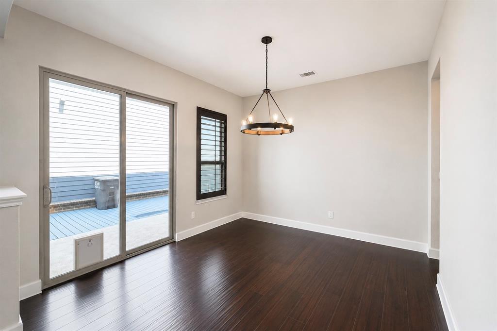 1053 Emil Place Property Photo 12