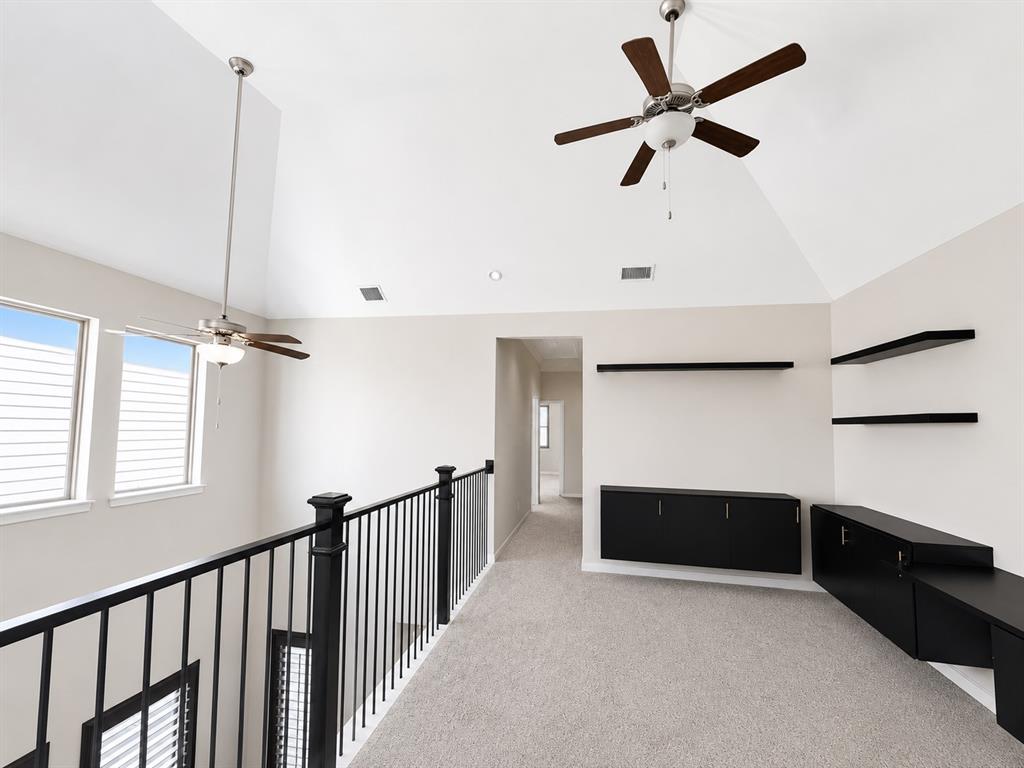 1053 Emil Place Property Photo 21