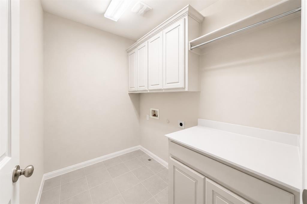 1053 Emil Place Property Photo 35