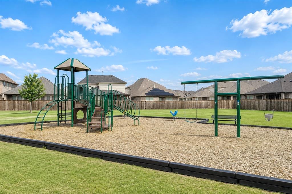 1053 Emil Place Property Photo 37