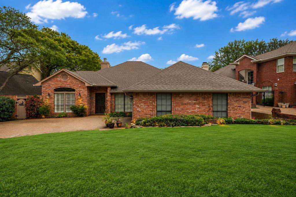 99 Sugar Creek Place Property Photo 3