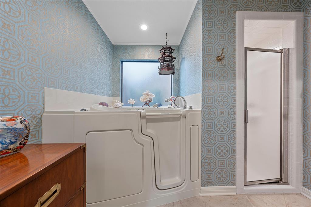99 Sugar Creek Place Property Photo 17