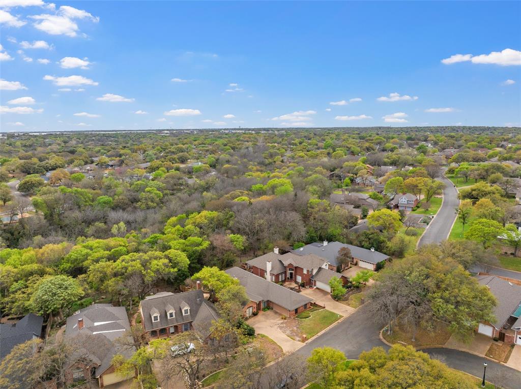99 Sugar Creek Place Property Photo 31