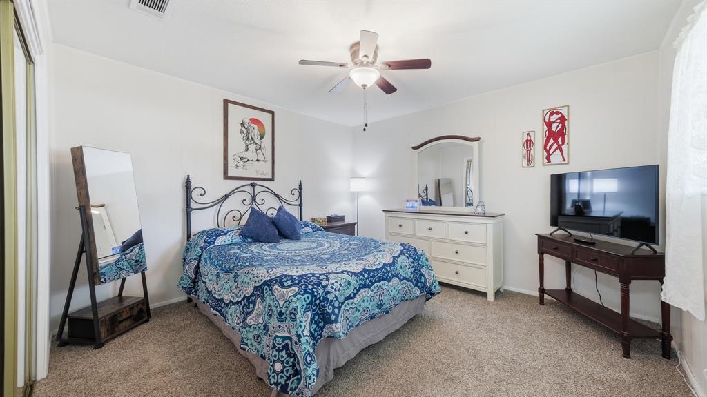 3904 Winding Way Property Photo 28