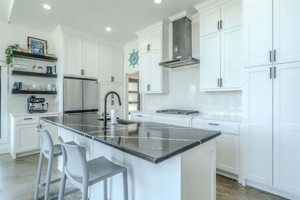 136 Deer Park Loop Property Photo 4