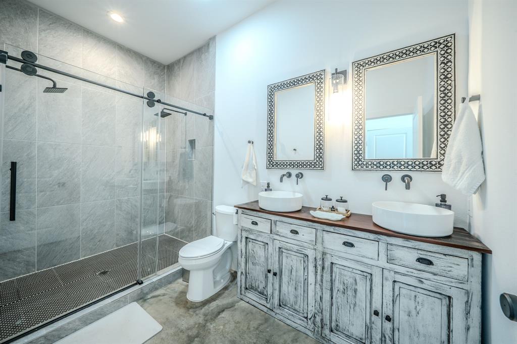 136 Deer Park Loop Property Photo 6