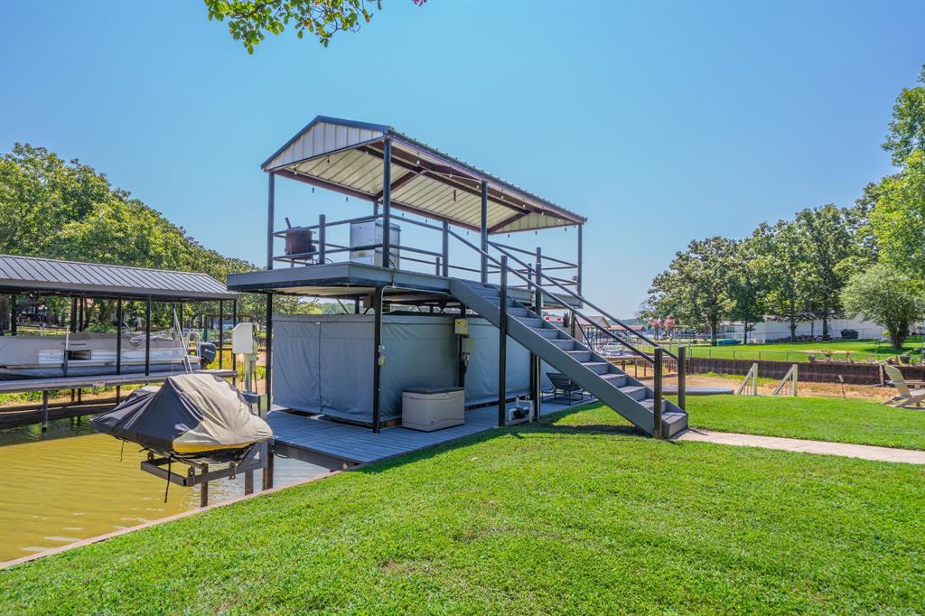 136 Deer Park Loop Property Photo 13