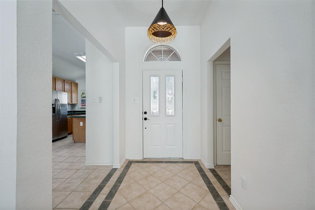 1521 Morrison Drive Property Photo 3