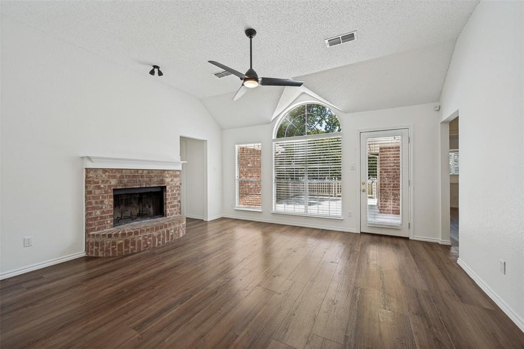1521 Morrison Drive Property Photo 4